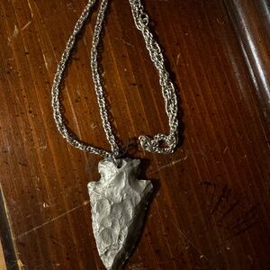Vintage Silver Arrowhead Pendant Necklace